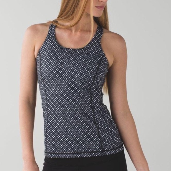Lululemon Enhearten Tank - Picture 2 of 7